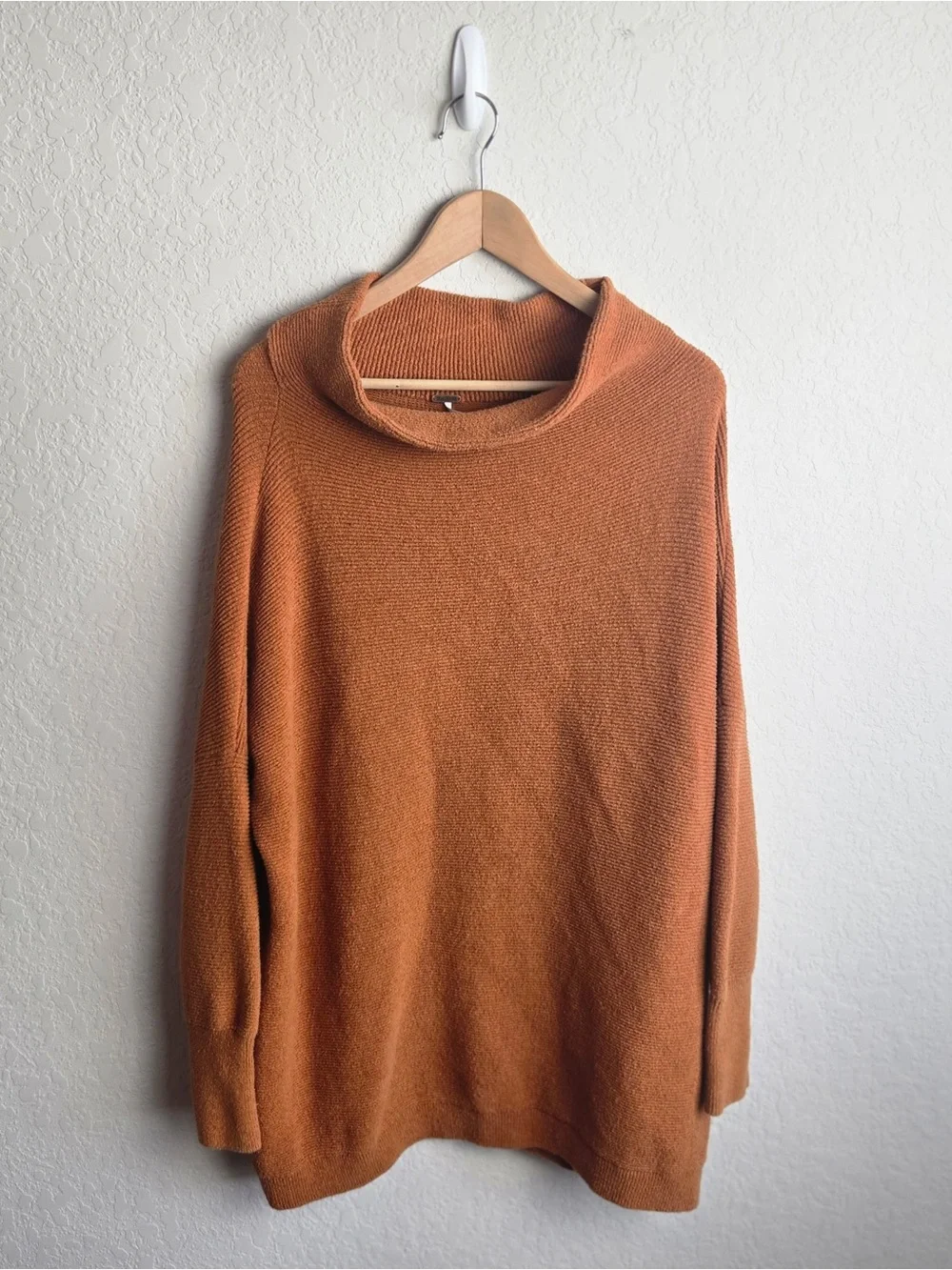 Free People Ottoman Slouchy Tunic Mock Neck Sweater M Apricot Orange Oversize